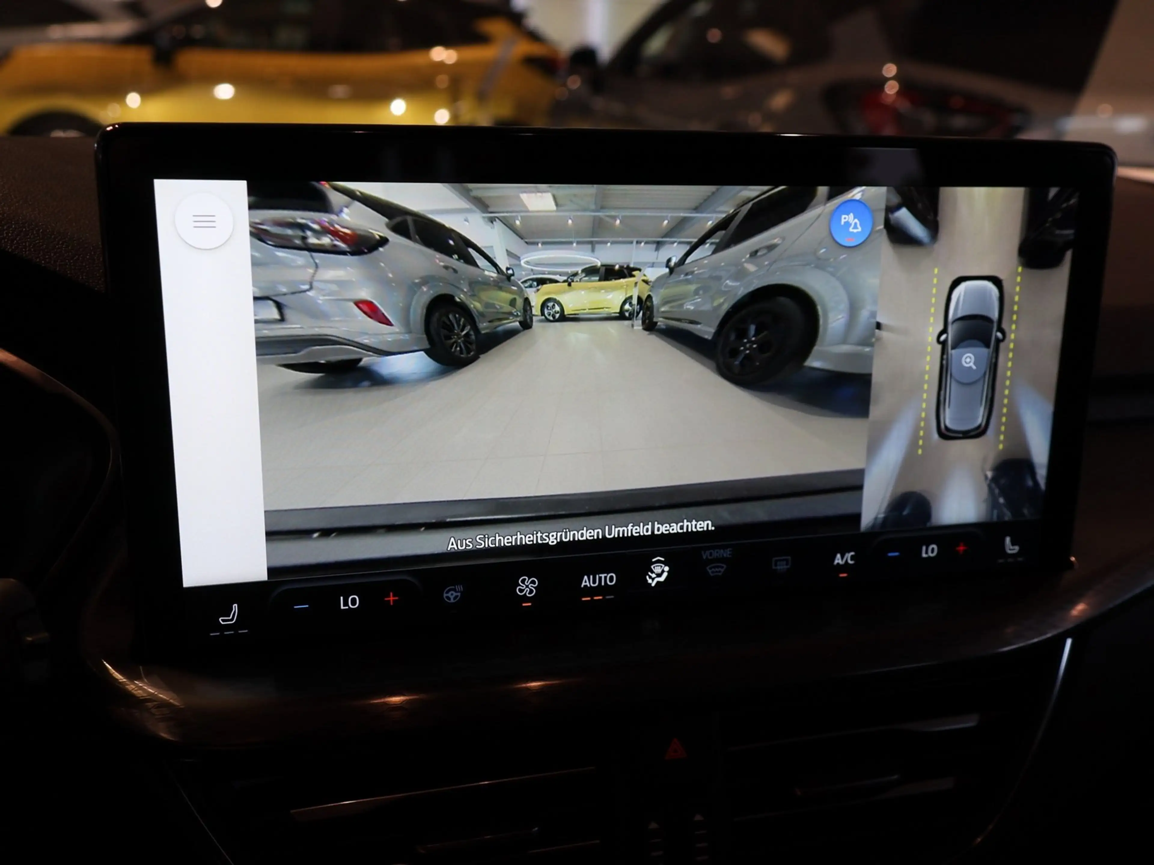 Ford Kuga Titanium Ganzjahresreifen WP+Fahrerassistenz-Paket — photo 12