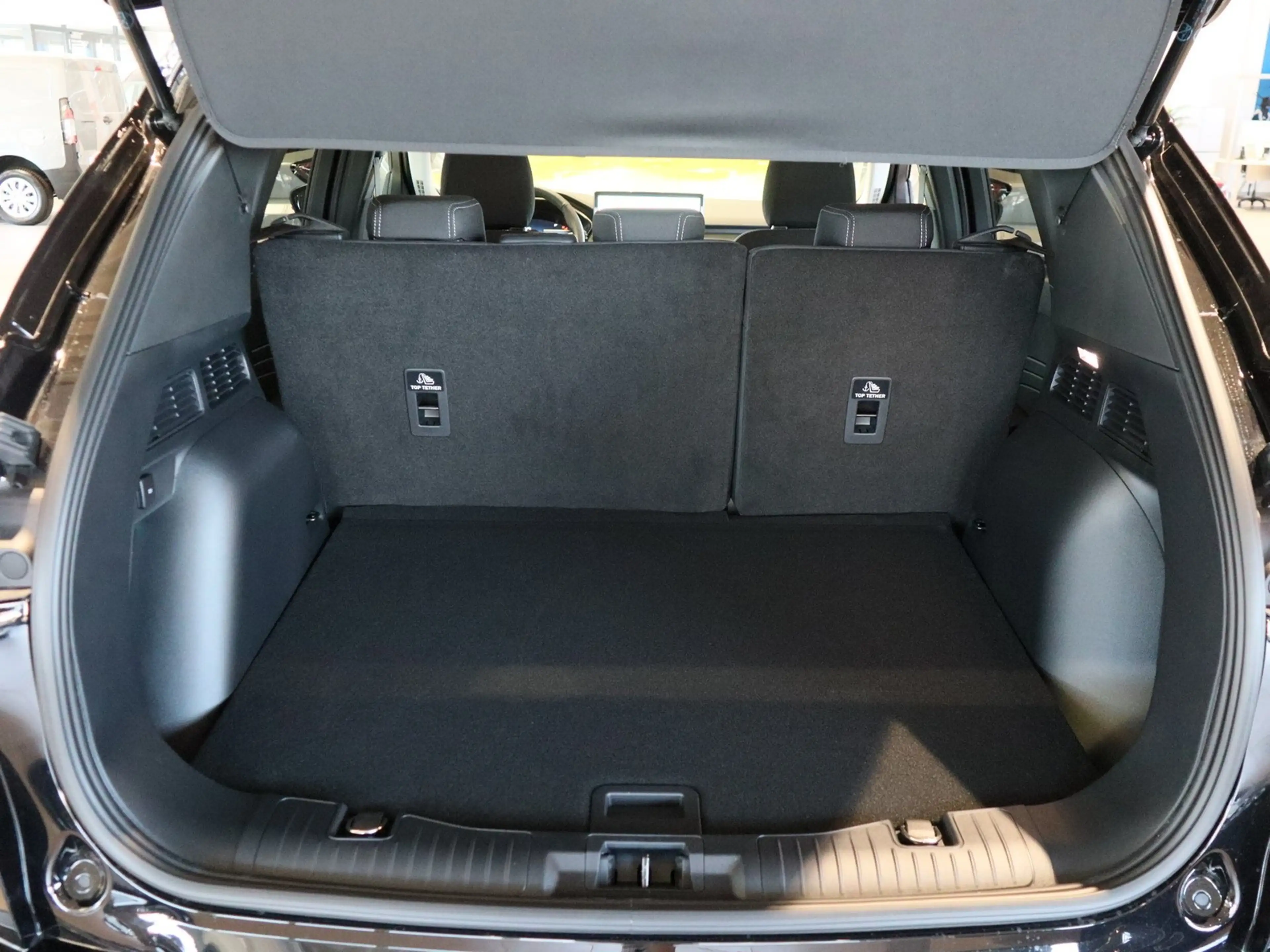 Ford Kuga Titanium Ganzjahresreifen WP+Fahrerassistenz-Paket — photo 11