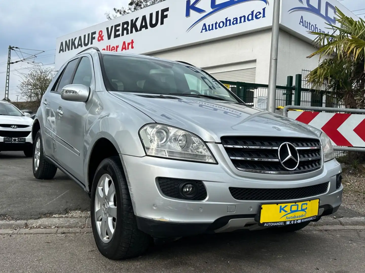 Mercedes-Benz ML 280 CDI Argintiu - 1