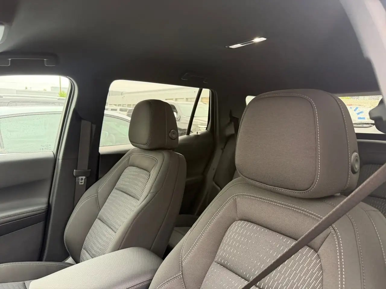 Chevrolet Equinox photo Chevrolet Equinox