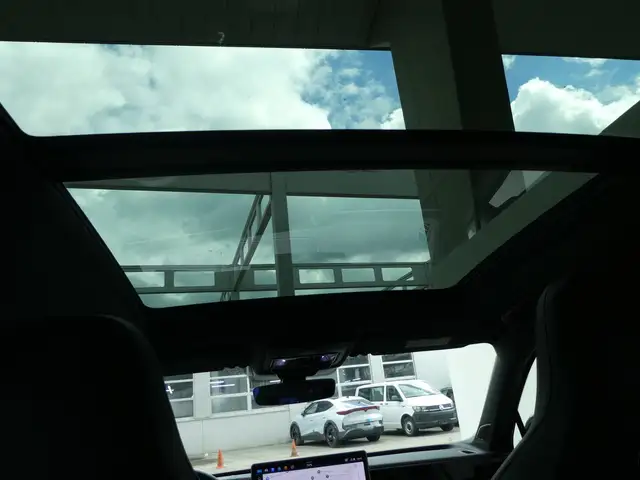 Volkswagen Tiguan Sport eHybrid DSG 150 kW Ansicht 15