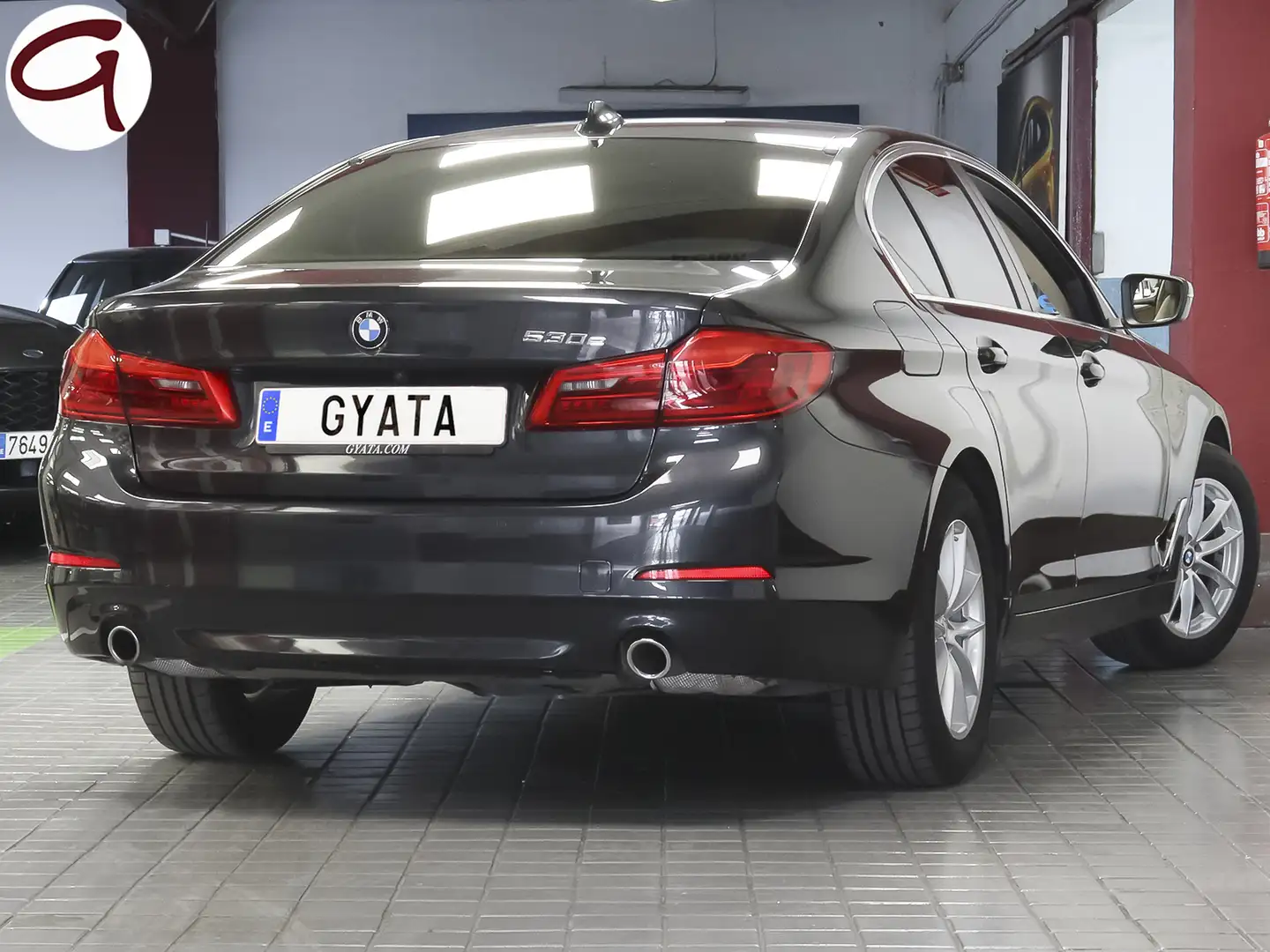 BMW 530 530e iPerformance Grijs - 2