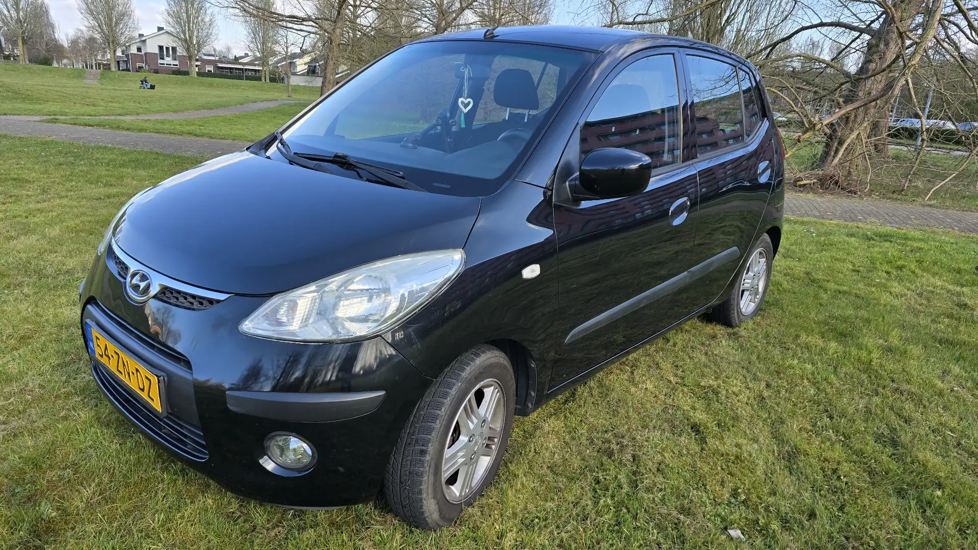 Hyundai i10 te koop Hyundai i10 1.1  uit 2008 benzien - 1