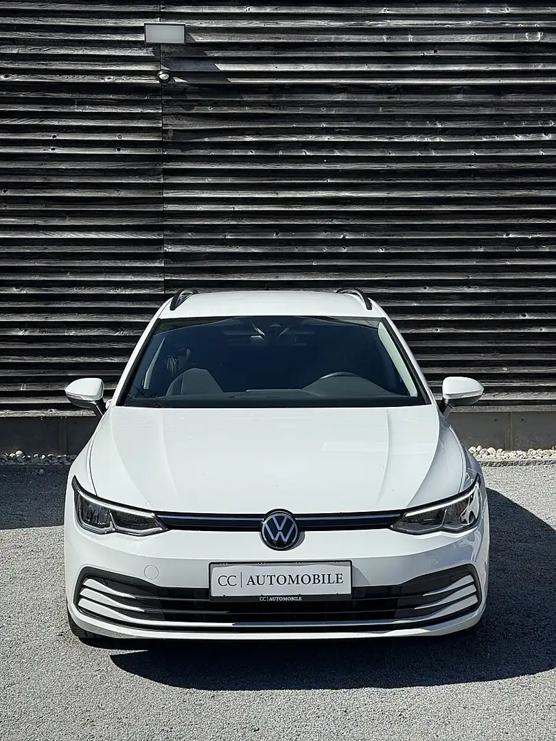 Volkswagen Golf Variant 2,0 TDI Life Ambiente, Navi, uvm… Weiß - 1