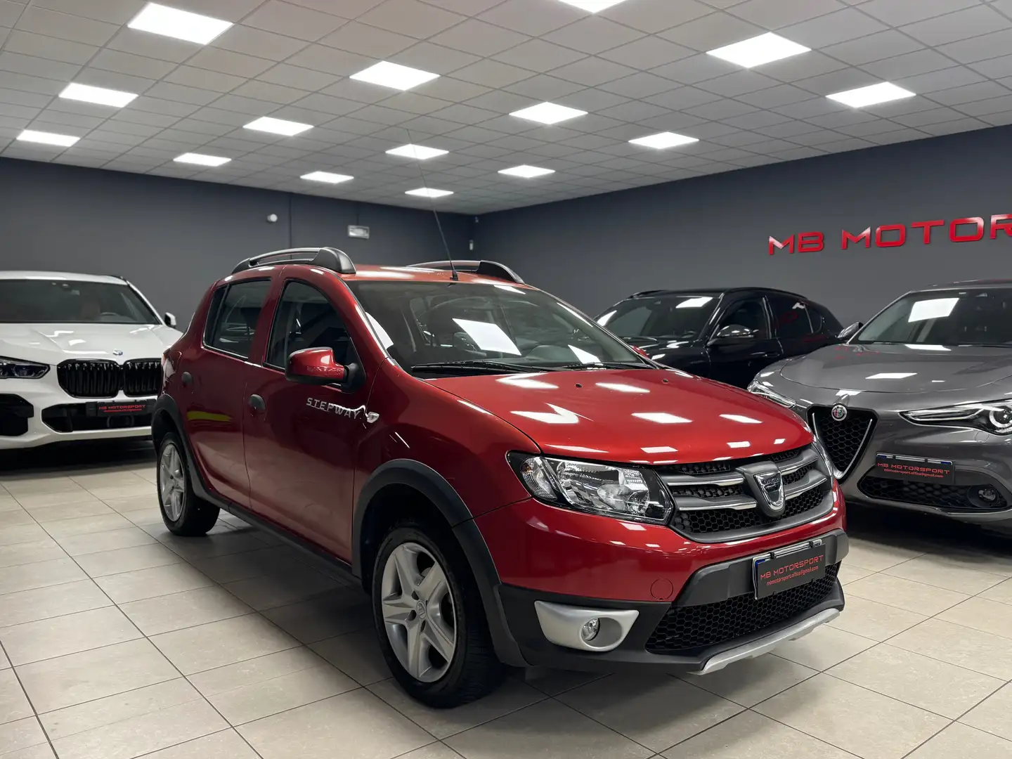 Dacia Sandero Sandero Stepway 1.5 dci (prestige) s Rosso - 1