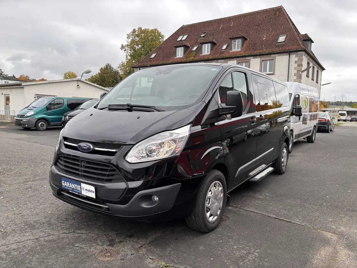 Ford Tourneo Custom 310 L2 Trend-8Si-NAVI-KAMERA-AHK- Schwarz - 1
