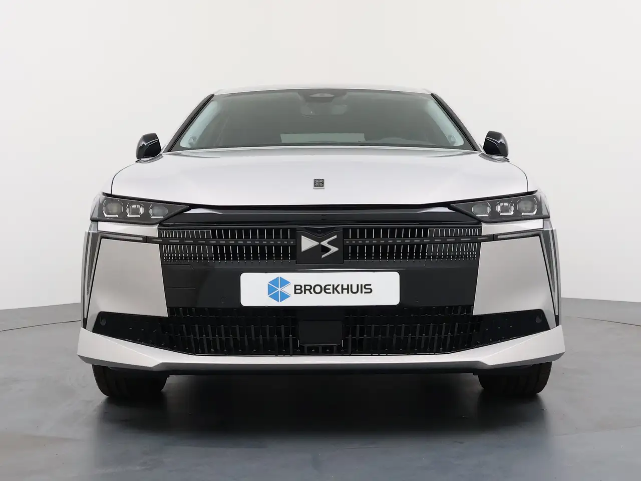 DS Automobiles N°4 2026