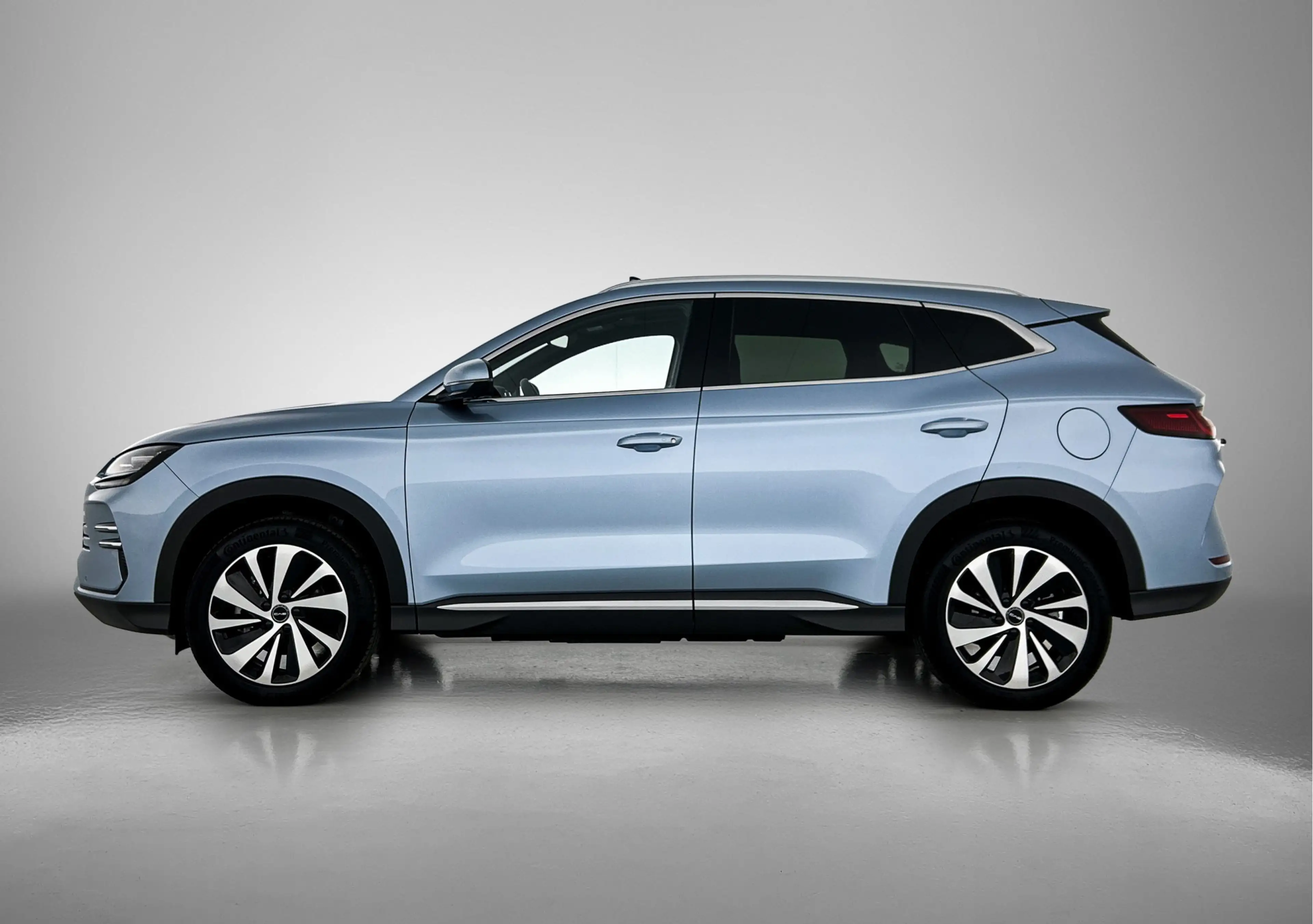 BYD Seal U 1.5 T DM-i AWD Design | 1080 KM WLTP | 1300 KG Tre — photo 3