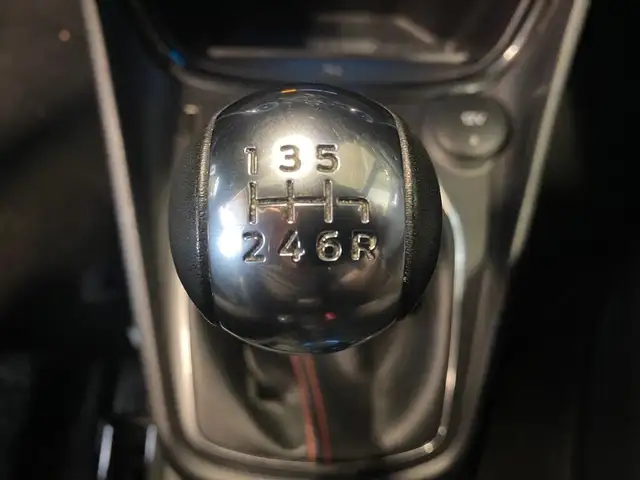 Ford Puma view 12