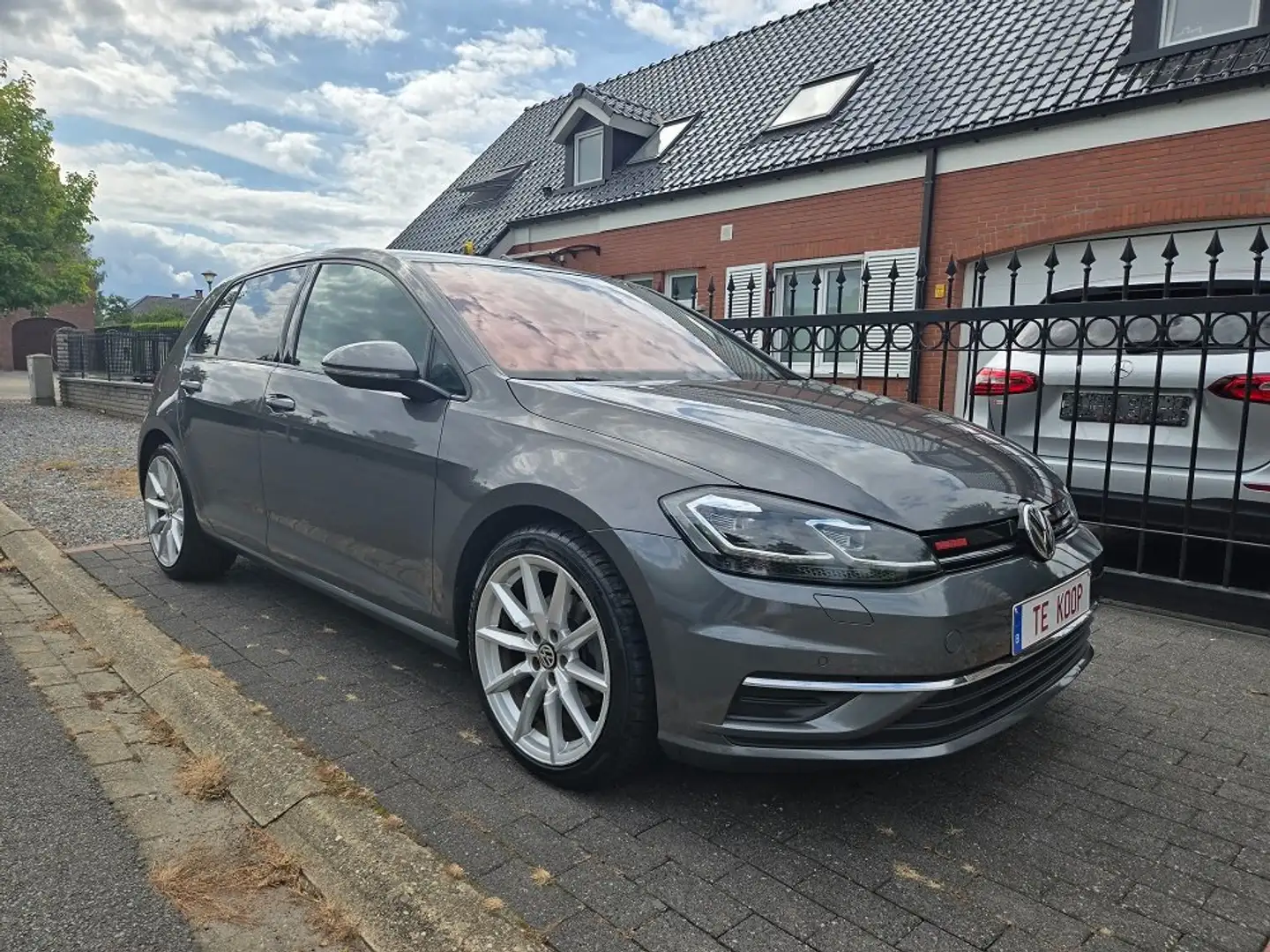 Volkswagen Golf Golf 1.5 TSI ACT BM Comfortline OPF DSG(EU6.2 Grau - 1