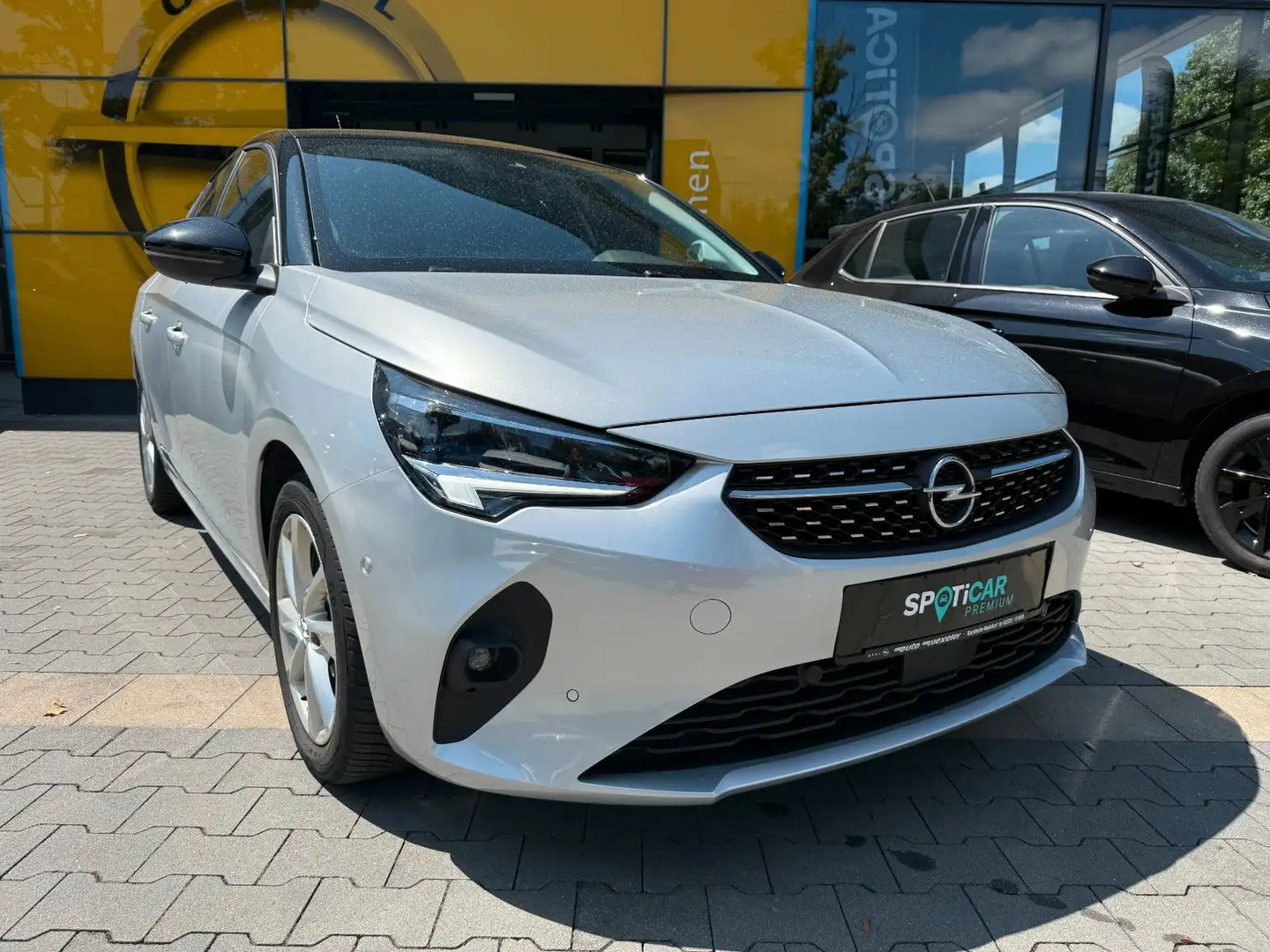 Opel Corsa F Elegance,Navi,Sitzheiz.,Keyless,ACC Silber - 1