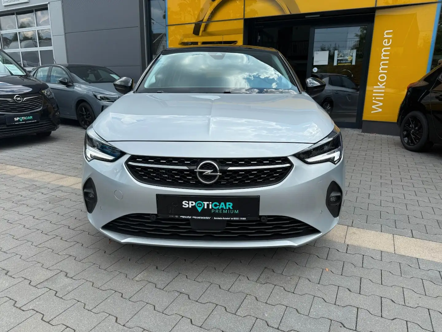 Opel Corsa F Elegance,Navi,Sitzheiz.,Keyless,ACC Silber - 2