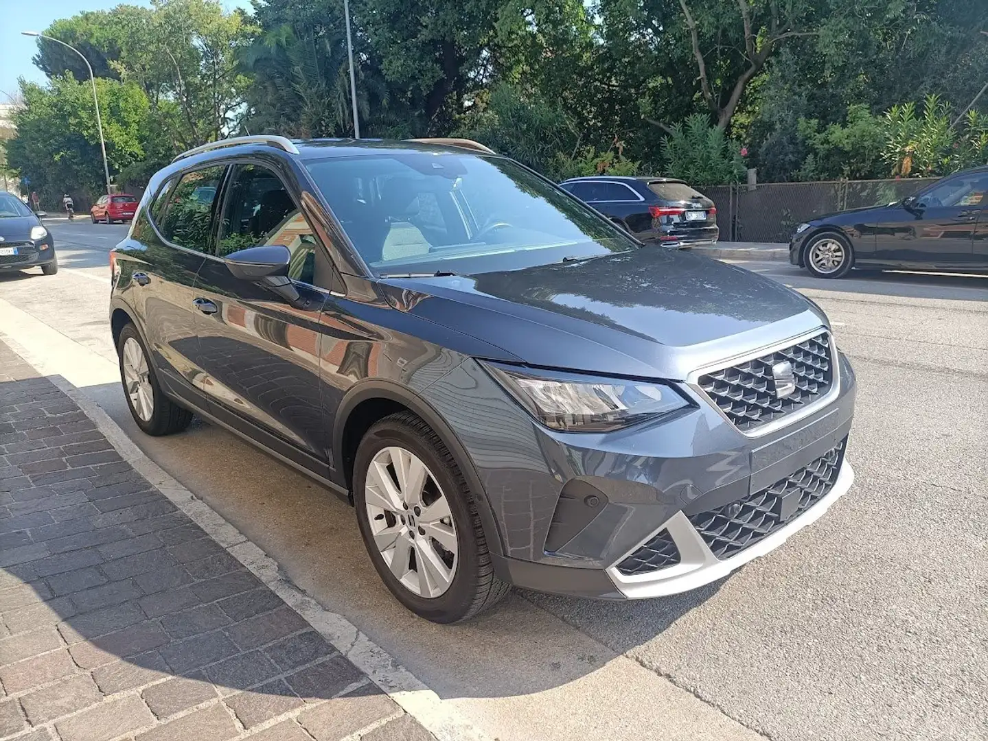 SEAT Arona Arona 1.0 tgi Xperience 90cv Grigio - 2