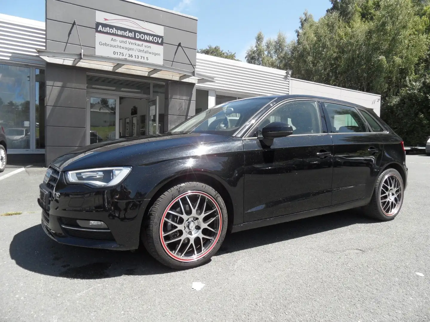 Audi A3 Sportback attraction 8V 1.Hand Noir - 1