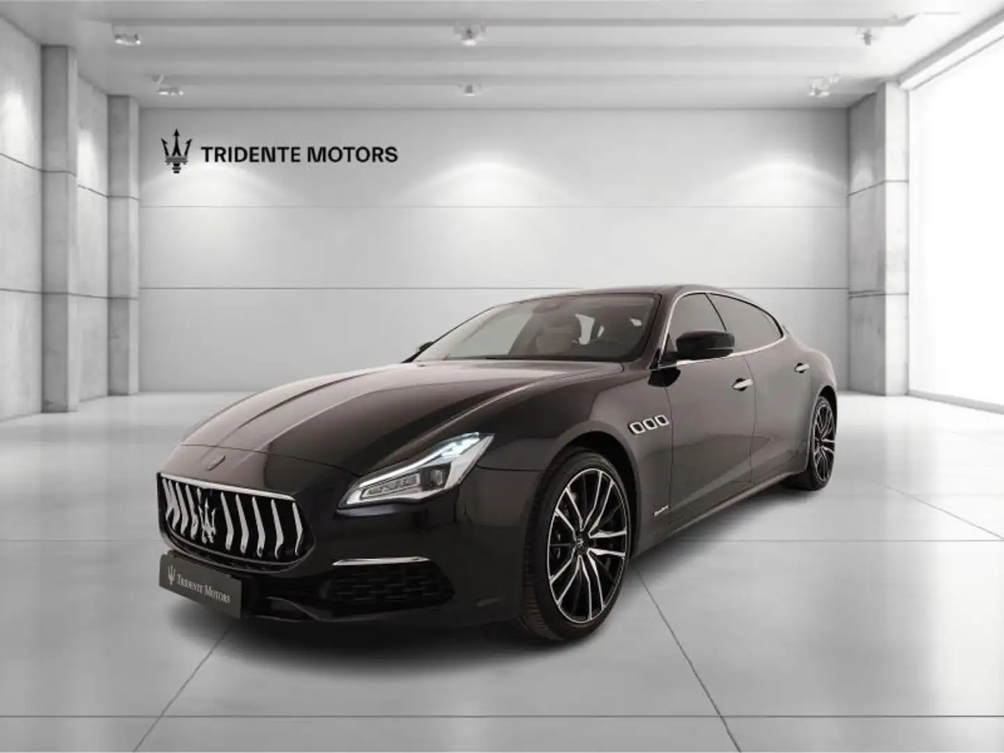 Maserati Quattroporte 3.0 V6 Granlusso Q4 410cv auto Schwarz - 1