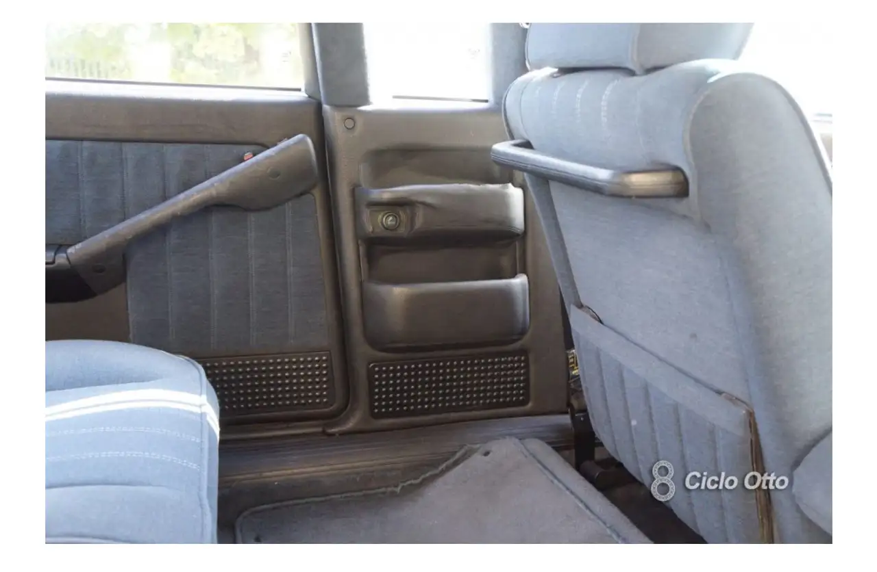 Lancia Thema 2.8 Limousine, foto 2
