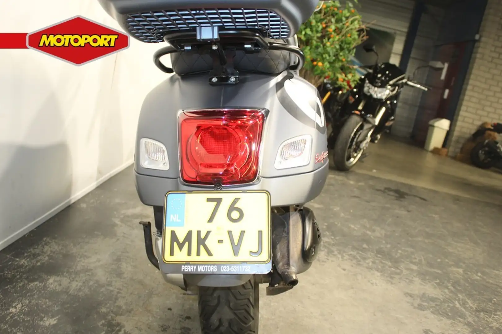 Vespa GTV 300 Sei Giorni Noir - 2