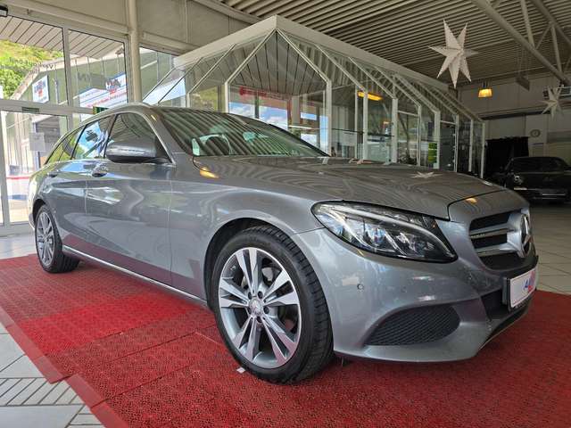 Imagine Mercedes-Benz C 180 T Avantgarde+BURMESTER+NAVI+KAMERA