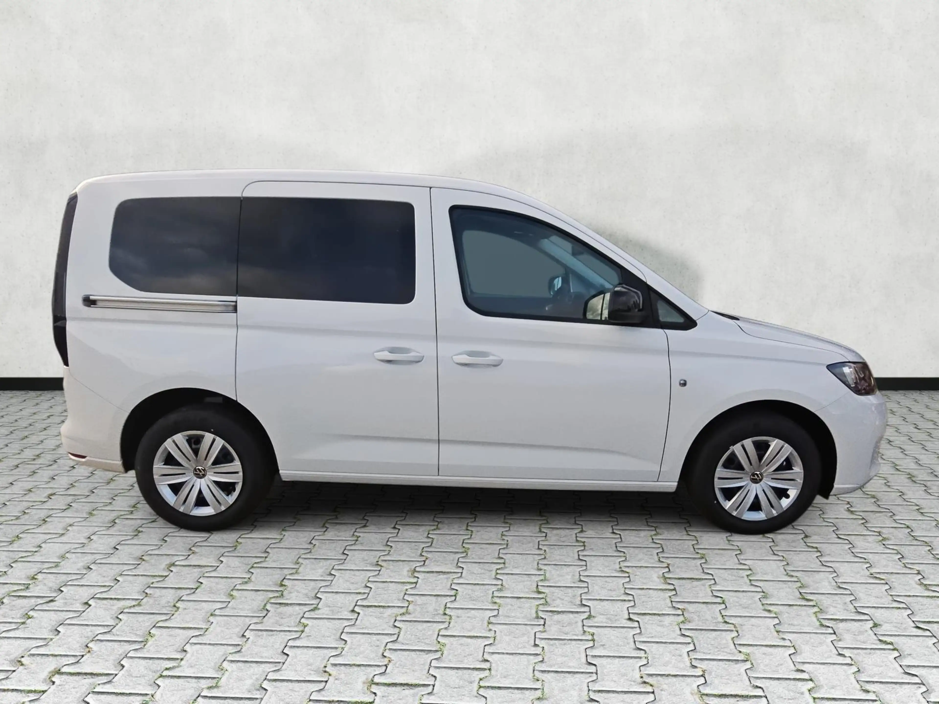 Volkswagen Caddy Basis 1.5 TSI DSG / ACC Winterpaket PDCh. 85 kW... — photo 8