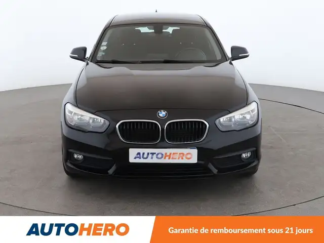 BMW 1 Series view 9