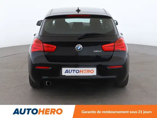 BMW 1 Series view 5