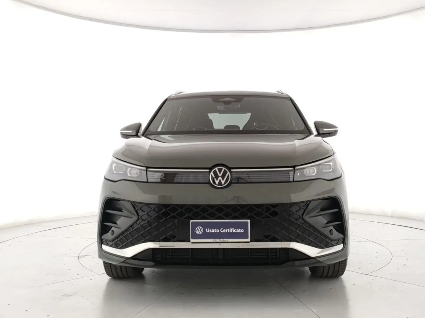 Volkswagen Tiguan NUOVA 2.0 TDI SCR R-LINE DSG 150 CV Verde - 2