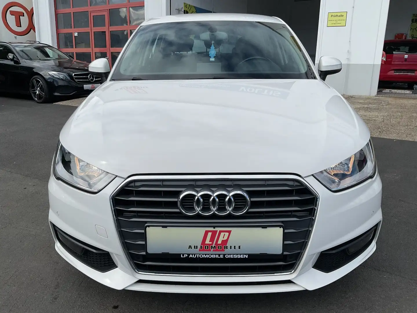 Audi A1 Sportback sport Navi PDC Sitzheizung Weiß - 2