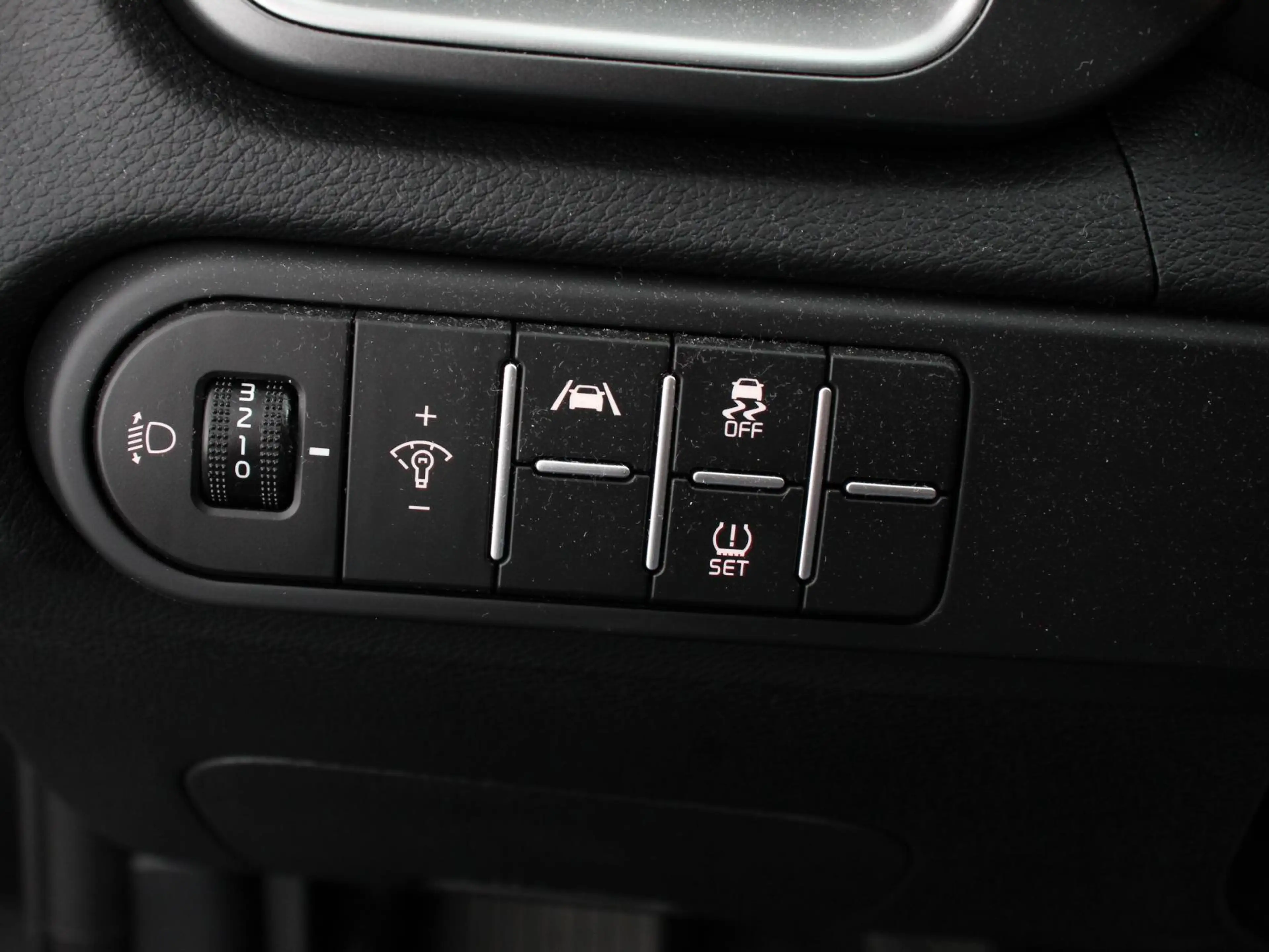 Kia Ceed SW / cee'd SW Sportswagon 1.0 T-GDi 120pk Dynamic Line Climate c — photo 14