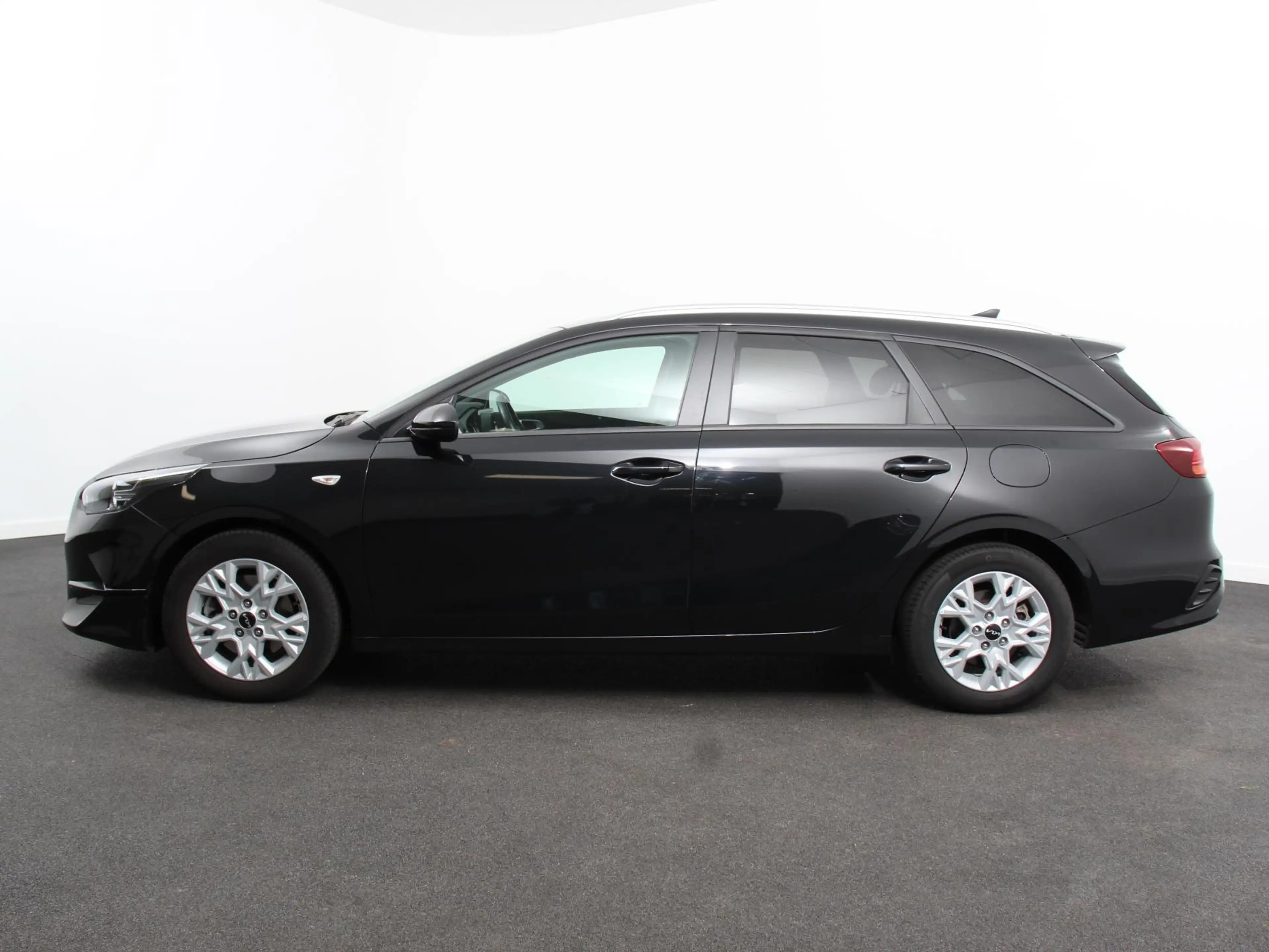 Kia Ceed SW / cee'd SW Sportswagon 1.0 T-GDi 120pk Dynamic Line Climate c — photo 8