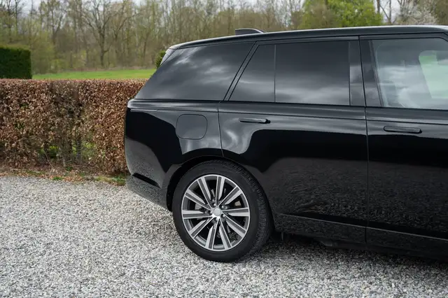 Land Rover Range Rover view 8