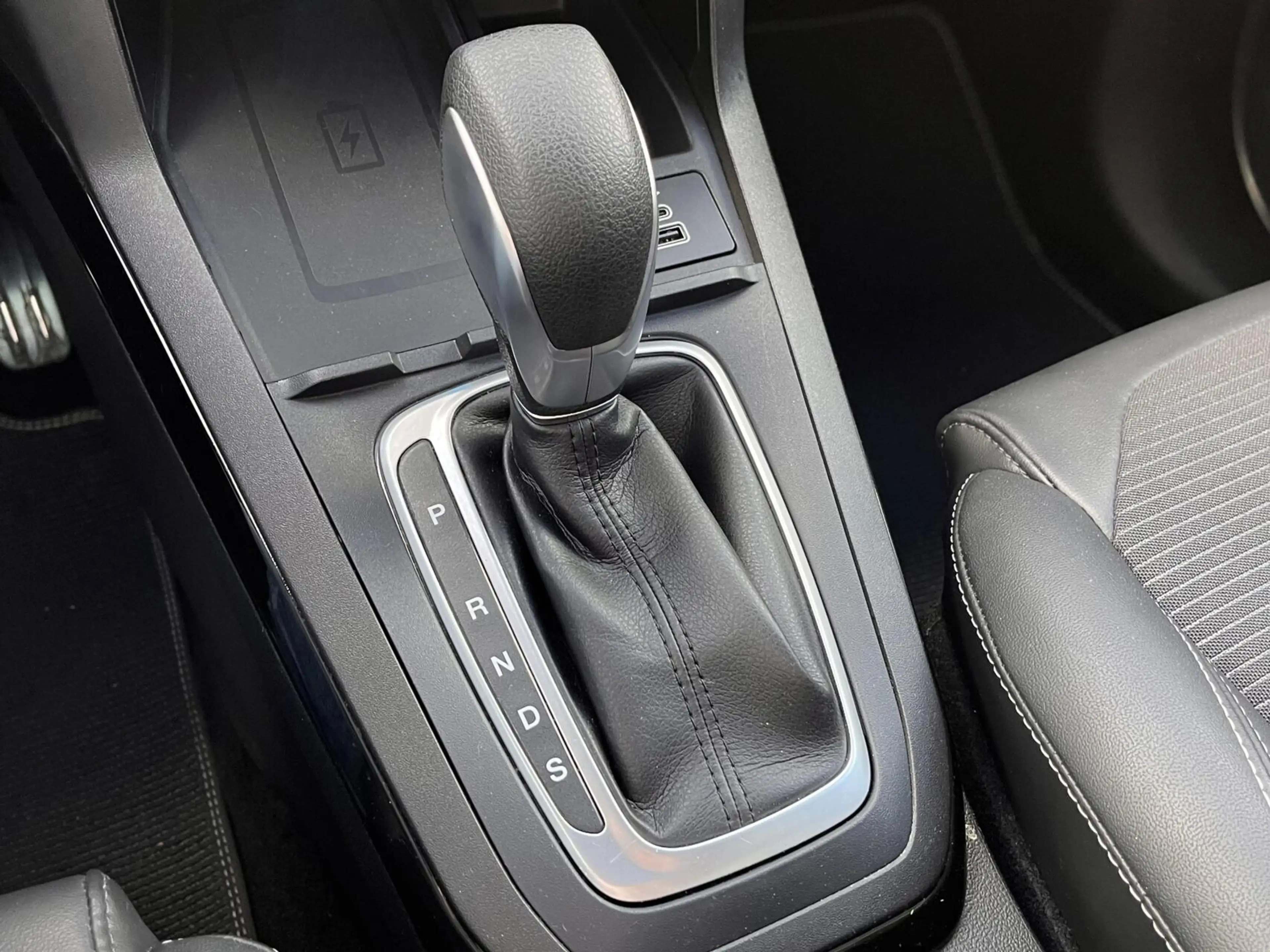 Ford Puma 1.0 EcoBoost Hybrid Sound Edition 155PK Automaat A — photo 26