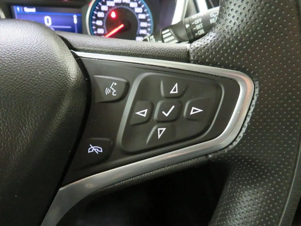 Chevrolet Equinox photo Chevrolet Equinox