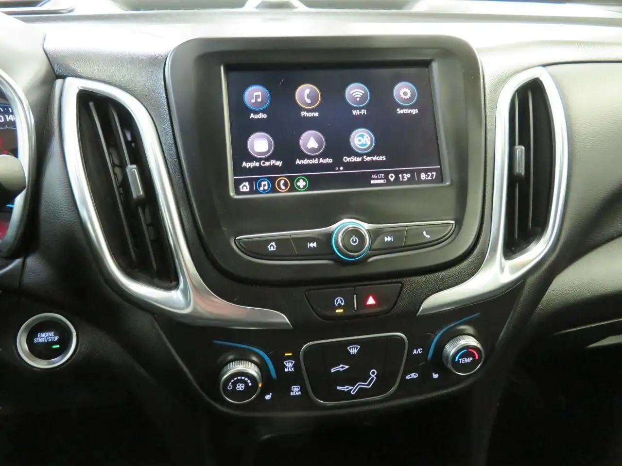 Chevrolet Equinox photo Chevrolet Equinox