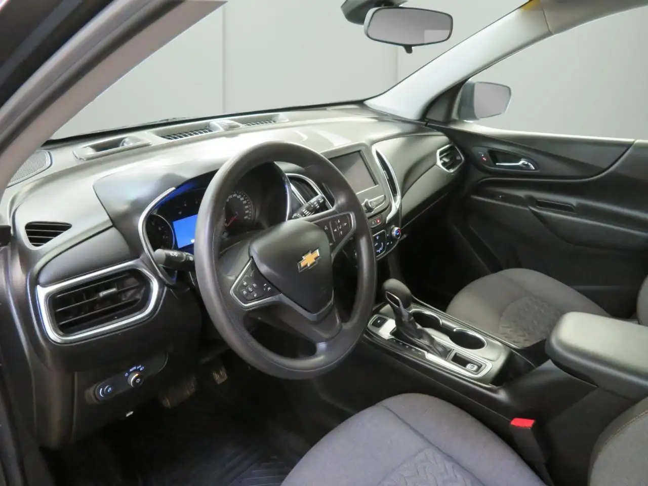 Chevrolet Equinox photo Chevrolet Equinox