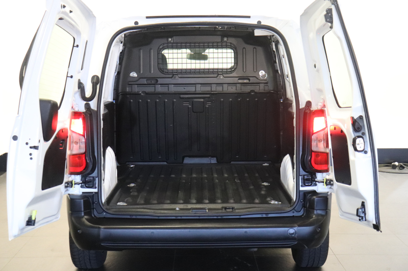 Peugeot Partner 1.6 BlueHDI EURO 6 - Airco - Cruise - PDC - €7.499 — photo 8