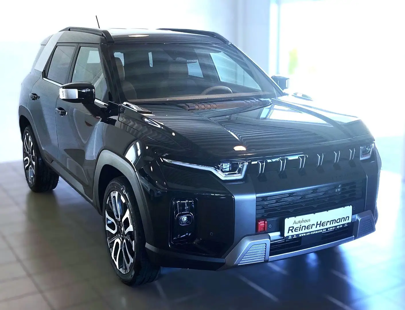 SsangYong Torres Forest Edition 2WD AT LEDER NAVI KAMERA 20" Negro - 1