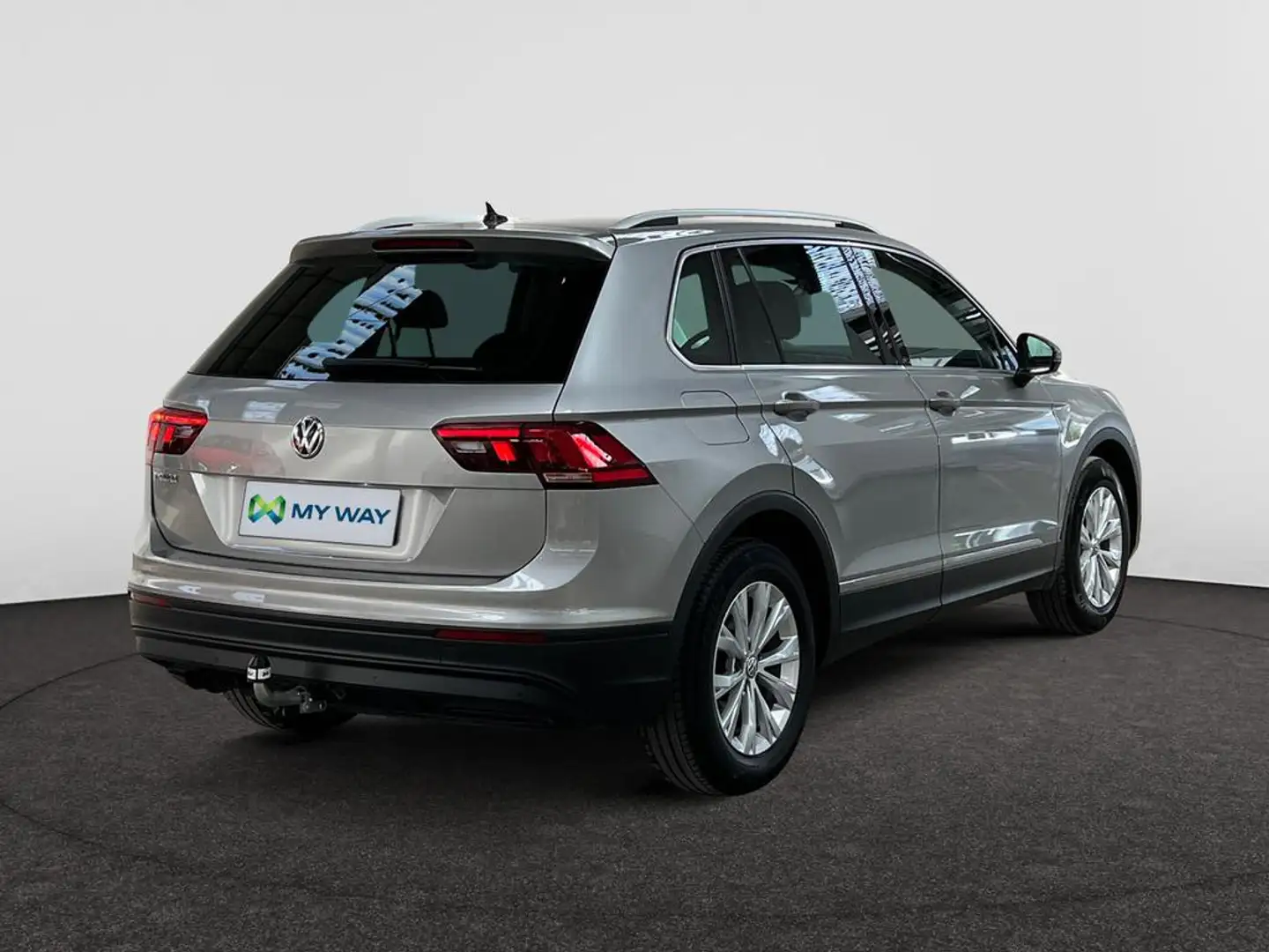 Volkswagen Tiguan 1.4 TSI 92 kW (125 ch) 6 vitesses manuel Gris - 2