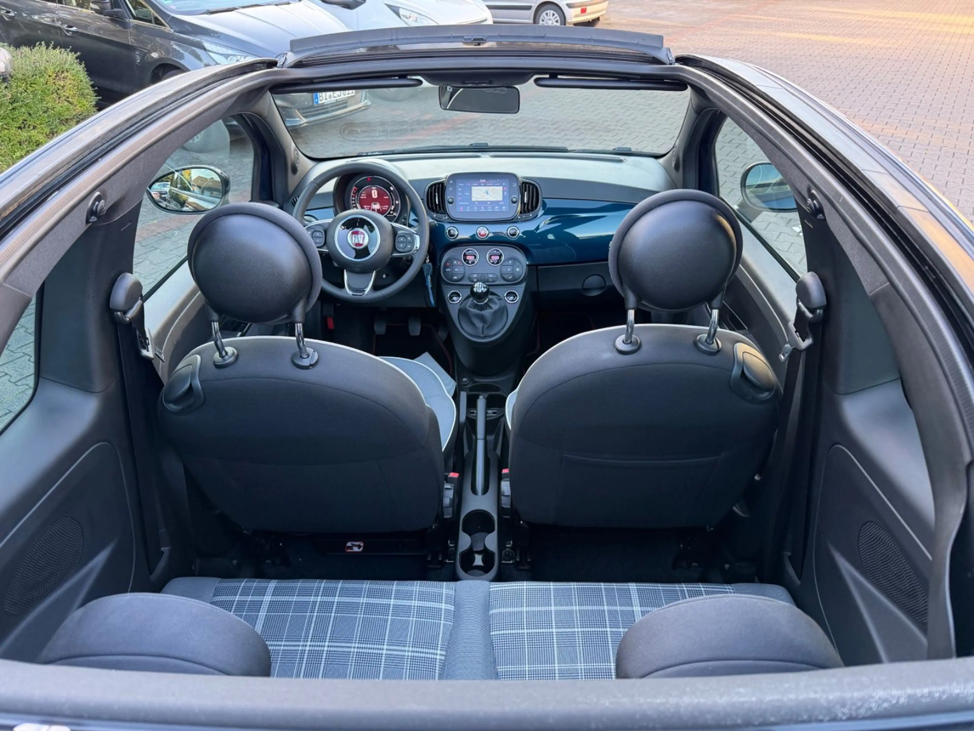 Fiat 500C KLIMAAUTOM. NAVI DAB ALU PDC UVM. — photo 8