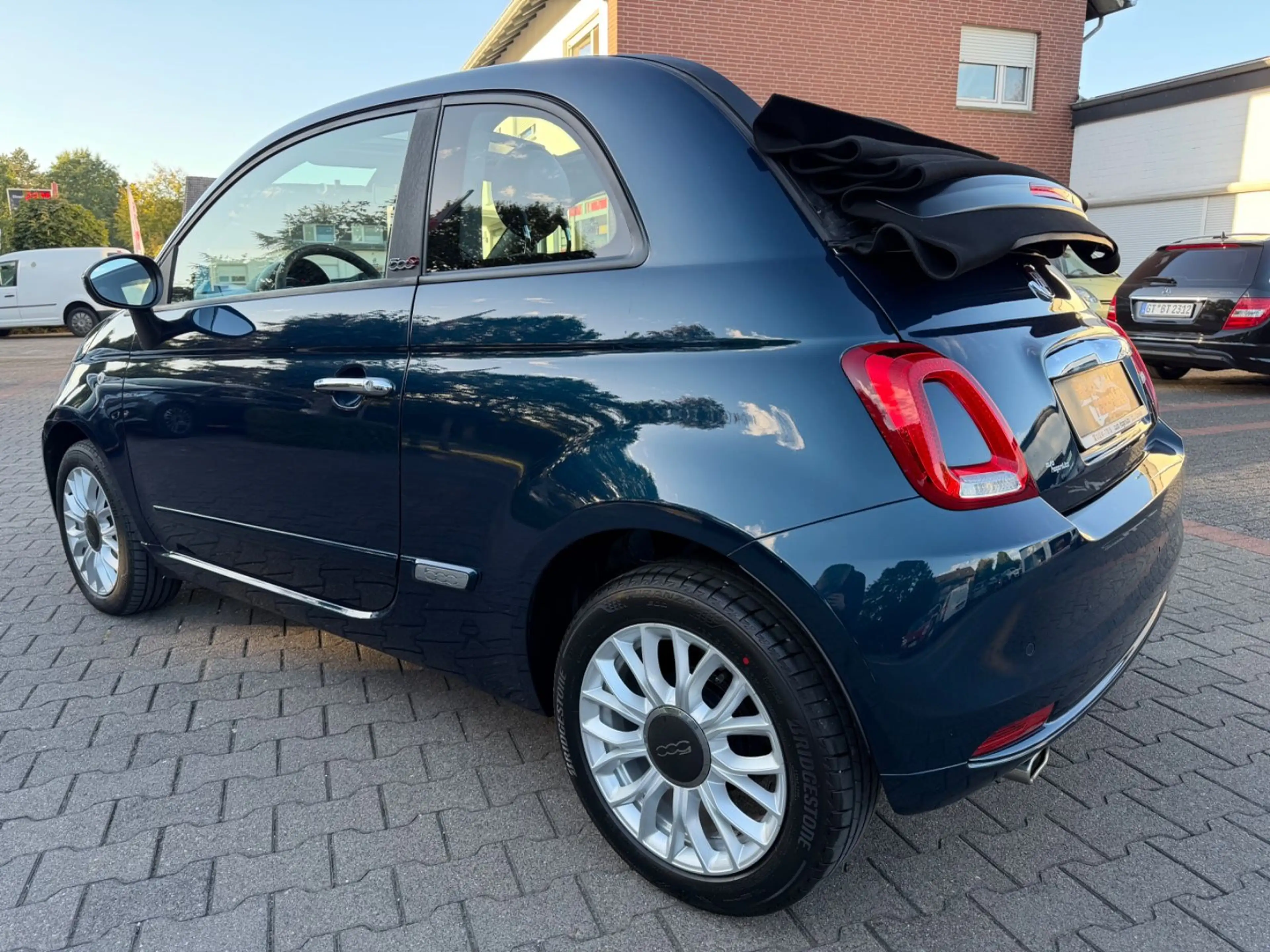 Fiat 500C KLIMAAUTOM. NAVI DAB ALU PDC UVM. — photo 4