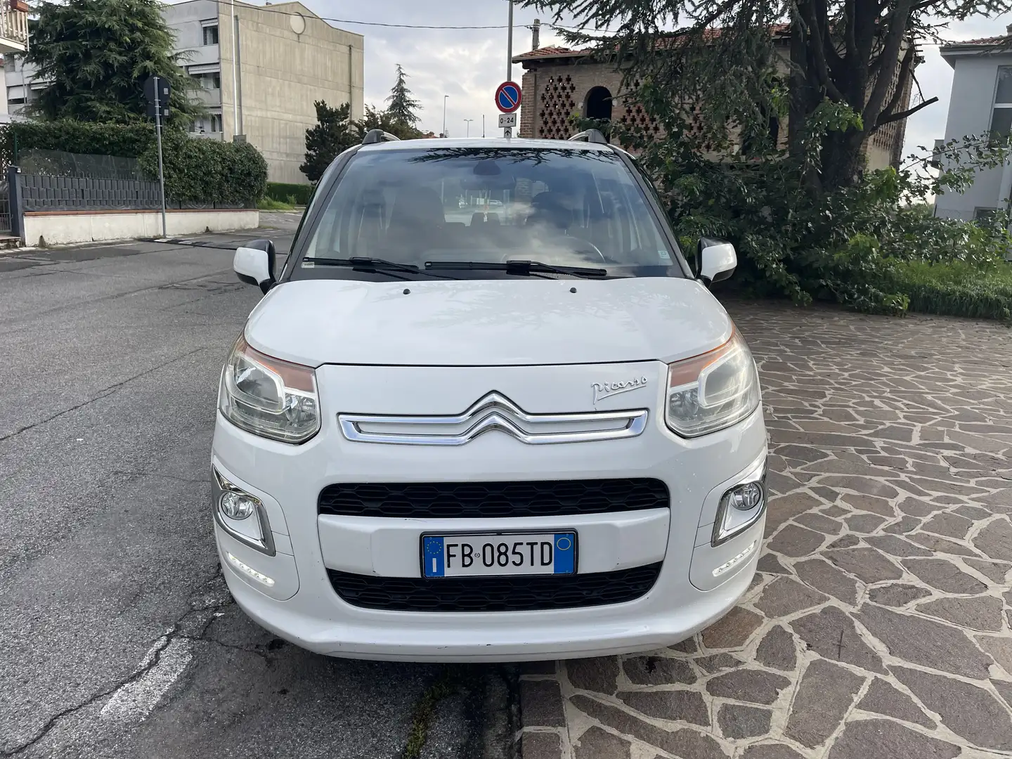 Citroen C3 C3 Picasso Picasso 1.6 bluehdi Exclusive 100cv Bianco - 2