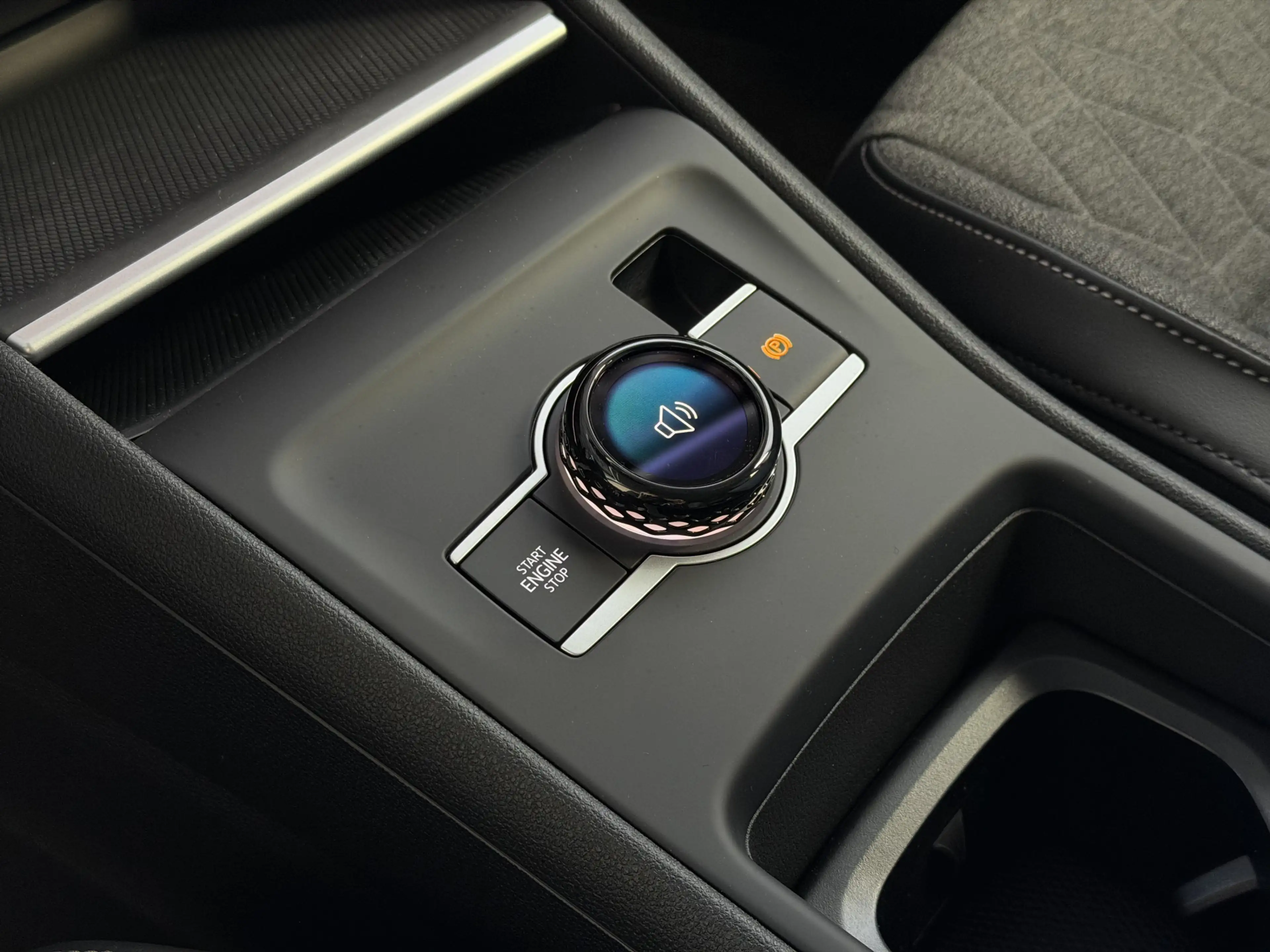 Volkswagen Tiguan 1.5 eHYBRID NIEUWE AUTO 2026 VERWARMDE STOELEN/STU — photo 18