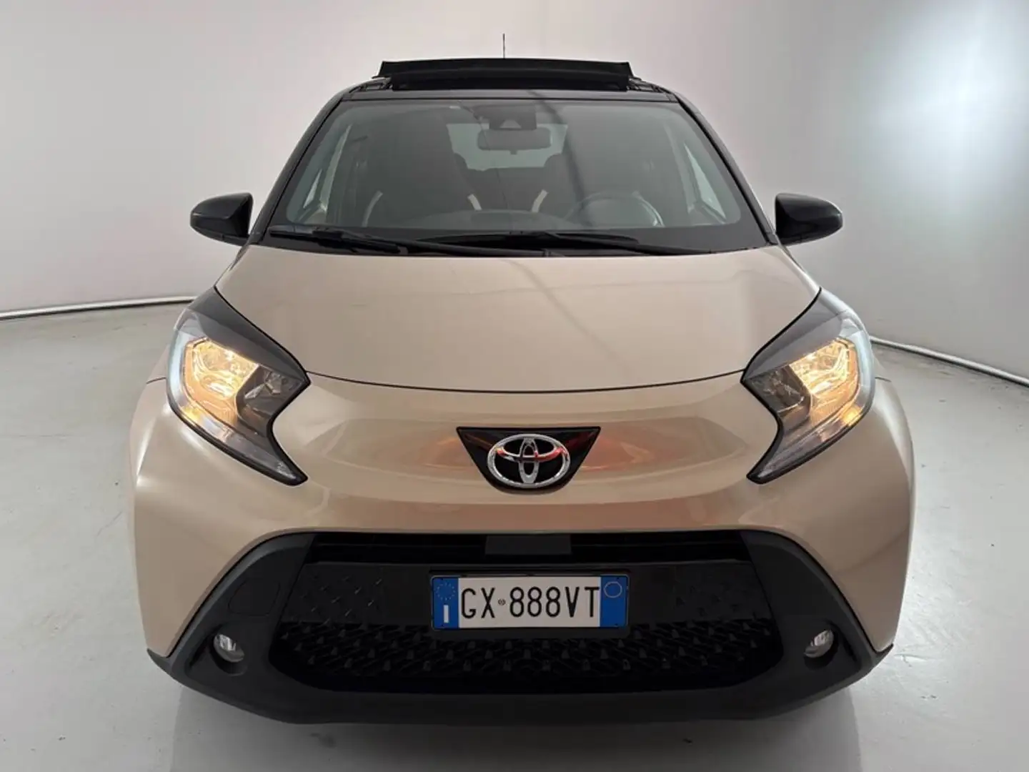 Toyota Aygo Aygo X Air 1.0 Trend Air 72cv s-cvt! PREZZO REALE Beige - 2