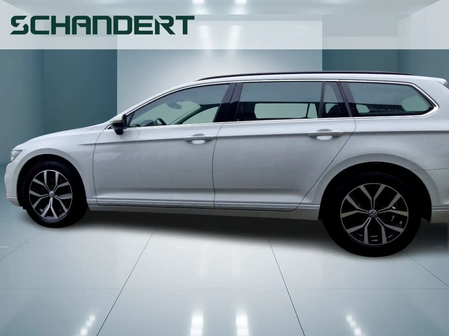 Volkswagen Passat Variant 2.0 TDI Business Matrix Pano Klimaa Weiß - 2