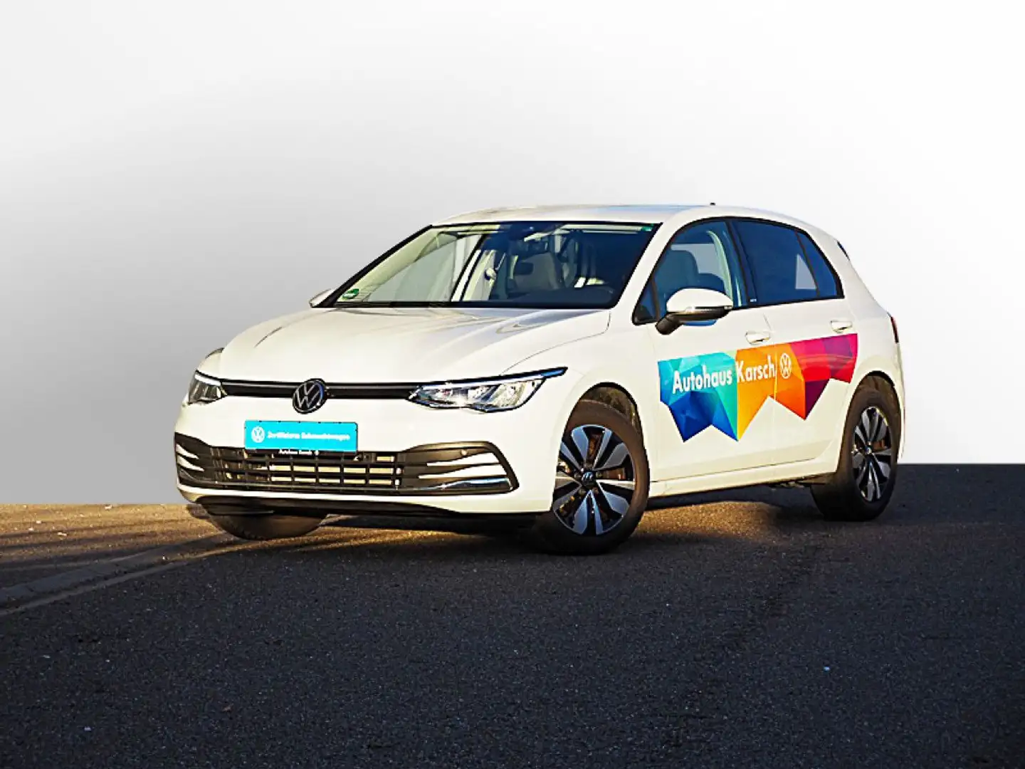 Volkswagen Golf VIII 1.5 eTSI DSG MOVE AHK, NAVI, ACC LED Weiß - 2