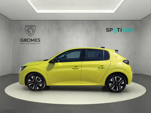 Peugeot 208 view 6