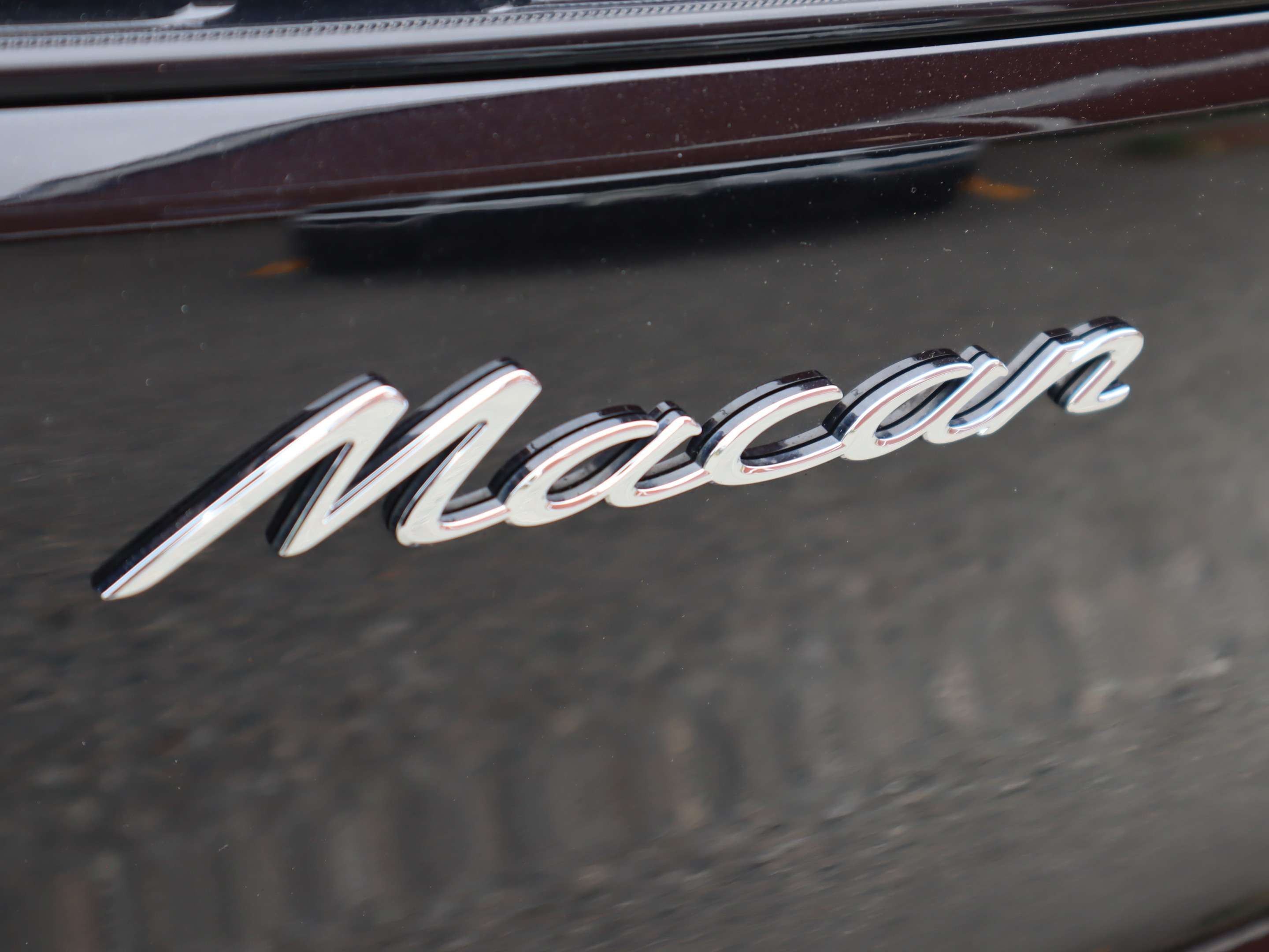 2022 Porsche Macan AWD thumb 35