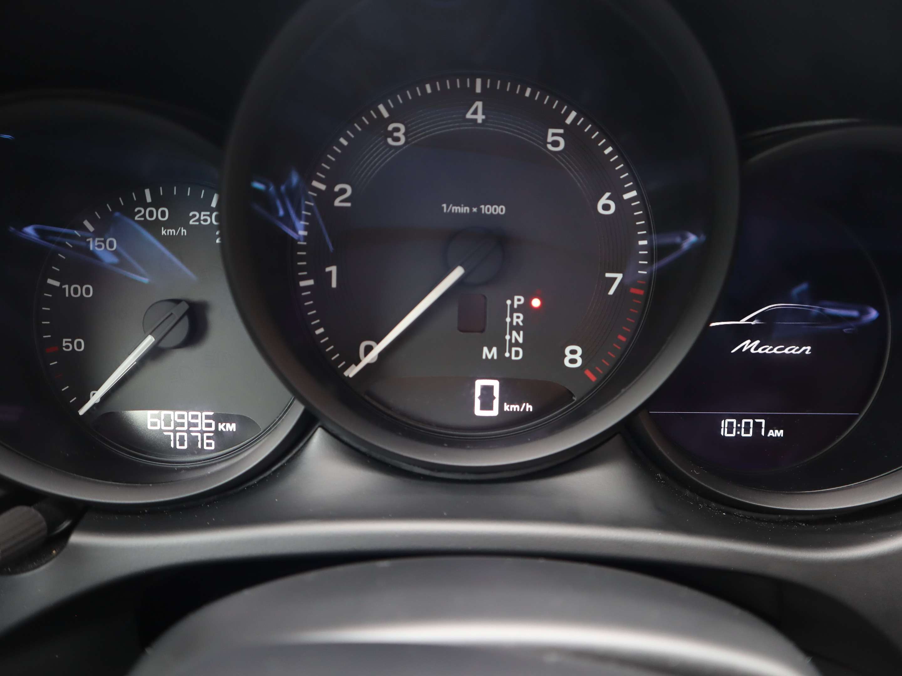 2022 Porsche Macan AWD thumb 31