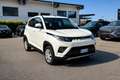 Mahindra KUV100 1.2 VVT K6+ Weiß - thumbnail 1