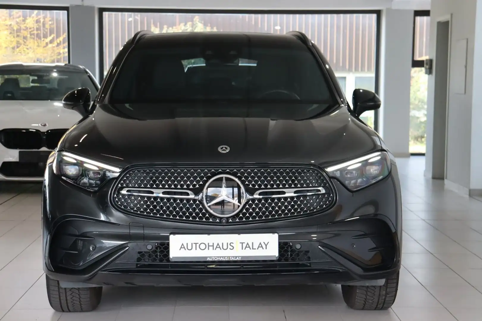 Mercedes-Benz GLC 300 4Matic AMG*Pano*360*BURM*ACC*Night Grijs - 2