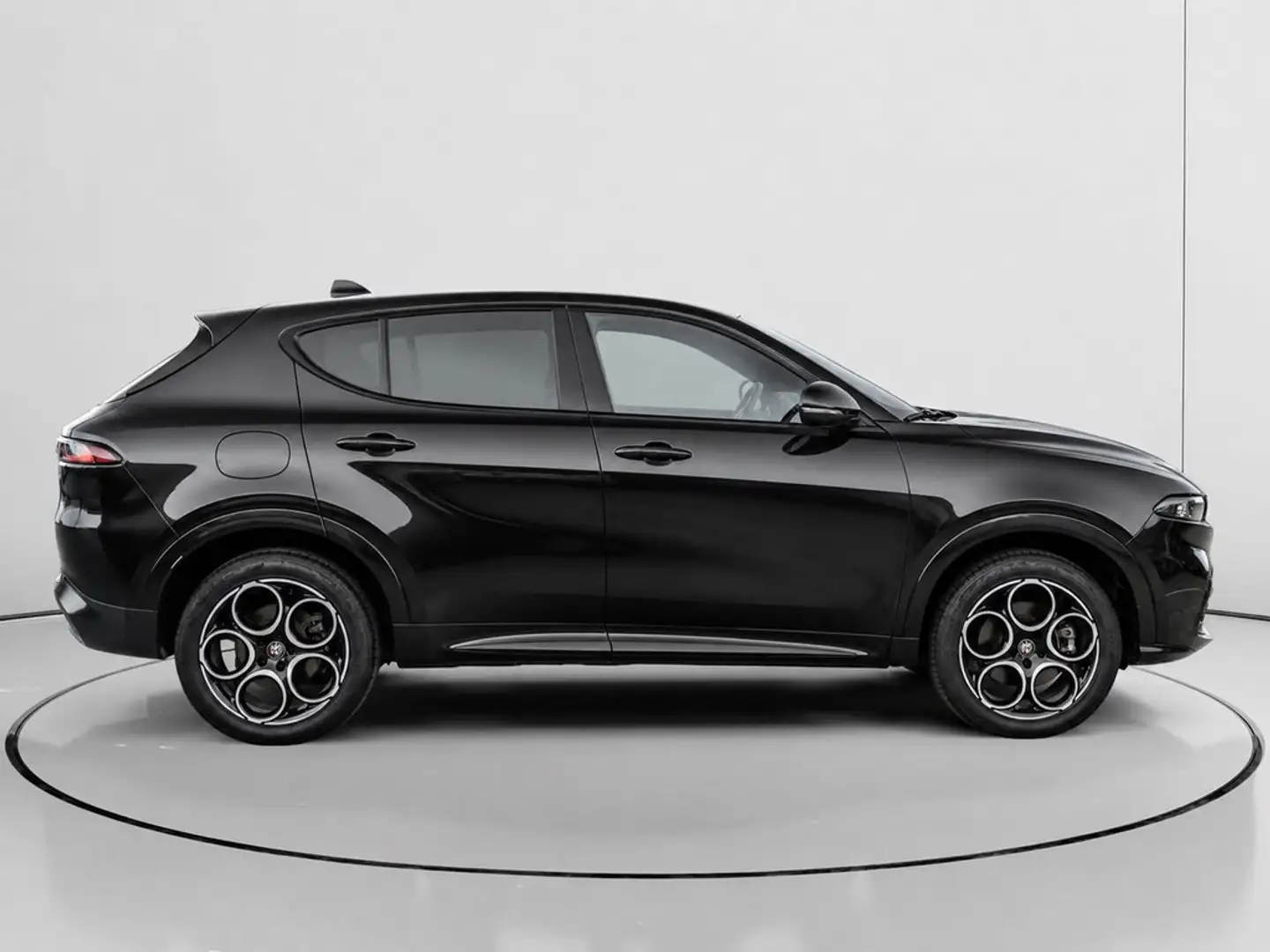Alfa Romeo Tonale 1.3 gas Multi-air PHEV Sprint Q4 Negro - 2
